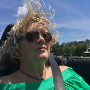 Meet your Posher, Louk